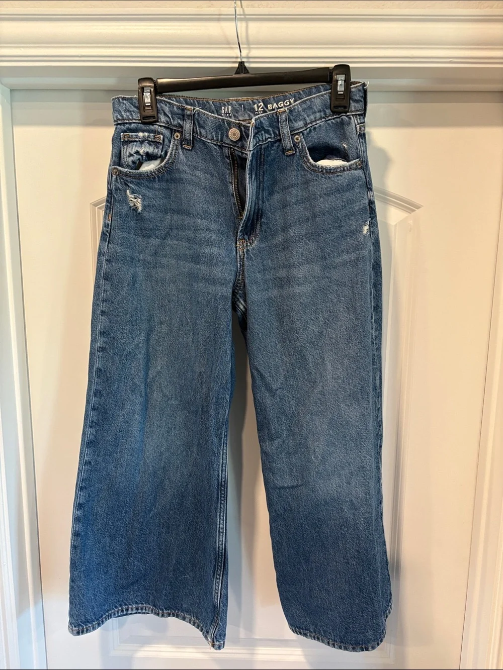 GAP Baggy Jeans in Medium Blue Denim